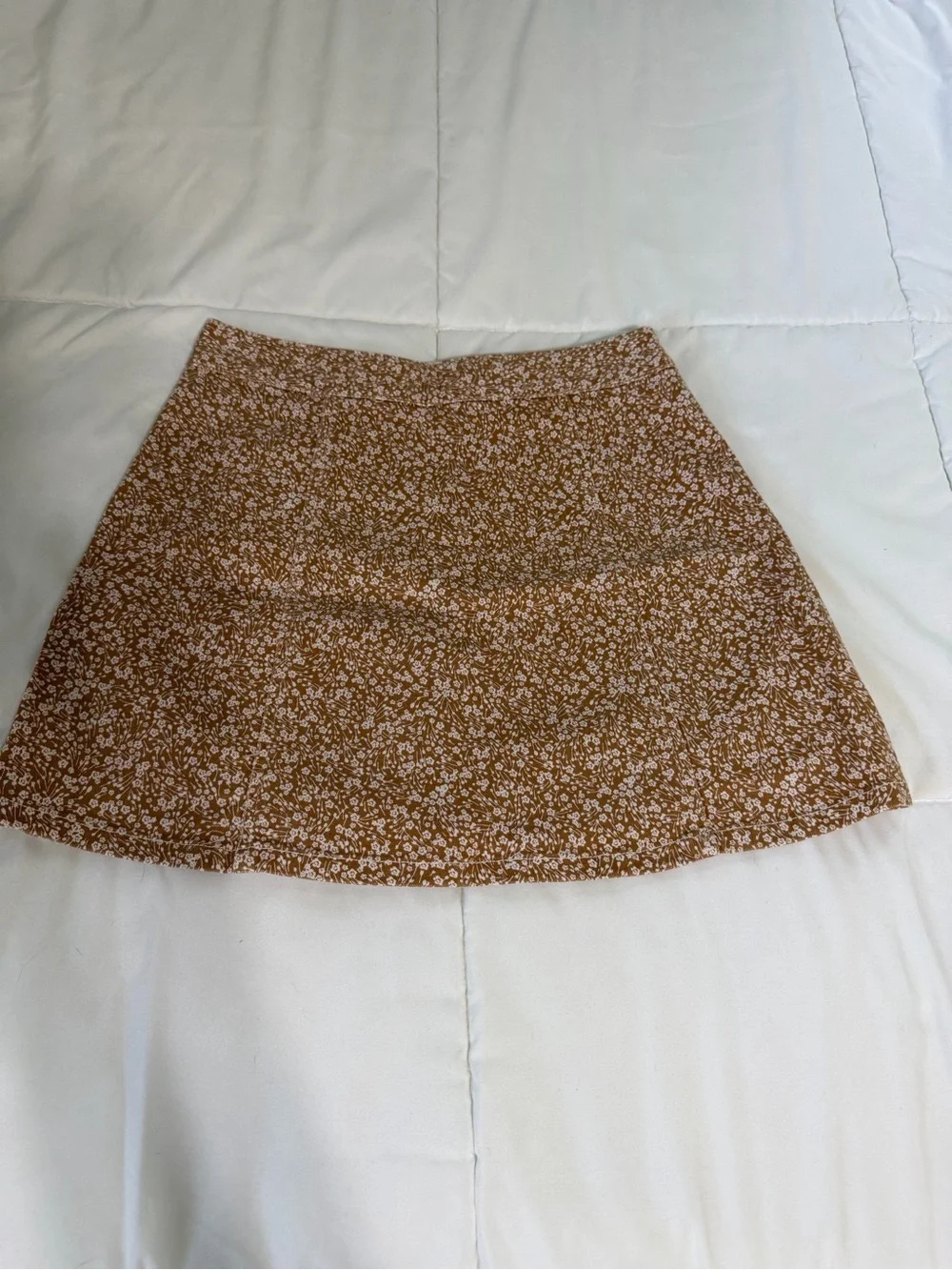 Kendall & Kylie Brown Floral Button-Front Skater Skirt